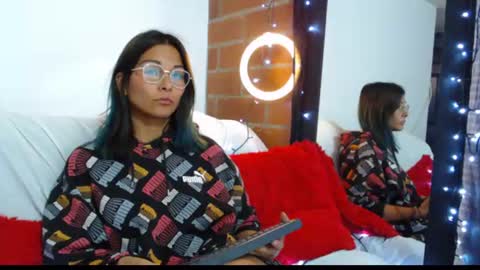  Sofy  online show from 30, 7, 2026