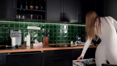 Bella online show from 13, 2, 2026