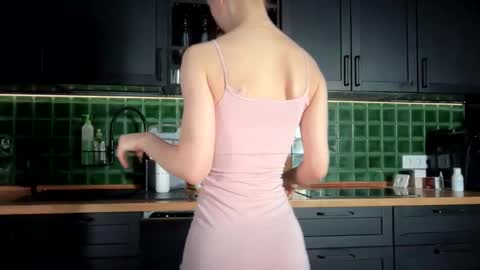 Bella online show from 8, 3, 2026