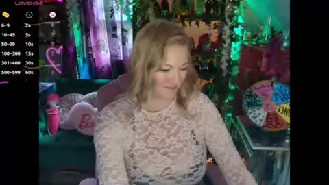 solesticia online show from 17, 6, 2026