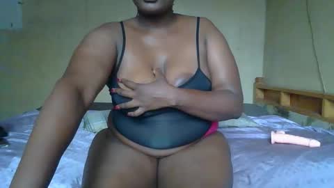 Snapshot of sollybunny chatting on 21, 2, 2026 Solly bunny online show from 21, 2, 2026