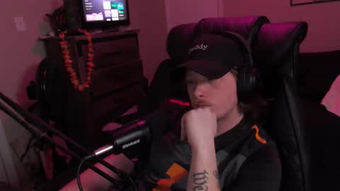 Snapshot of somethinqfunny chatting on 14, 3, 2026 Lover Boi online show from 14, 3, 2026