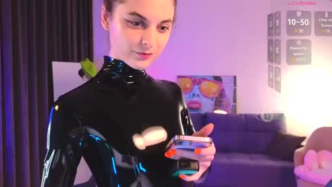 Sonia online show from 12, 3, 2025