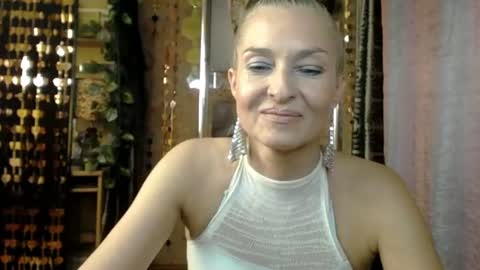 Sonia online show from 4, 7, 2026