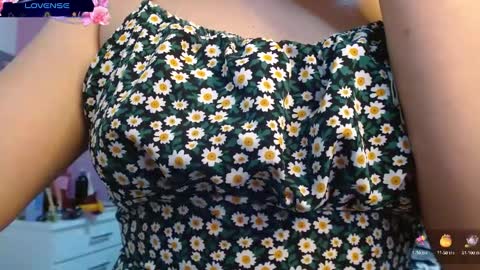 sonialatin69 online show from 15, 1, 2025