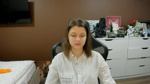Snapshot of soninex chatting on 12, 5, 2026 SoniNex online show from 12, 5, 2026