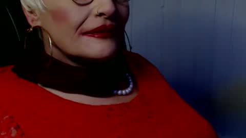 sonjairene online show from 3, 12, 2024