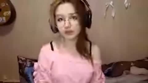 Mila online show from 8, 3, 2026