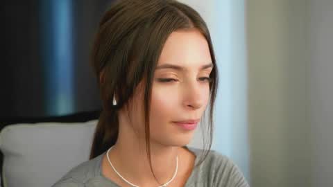 Eva 3 online show from 11, 9, 2025