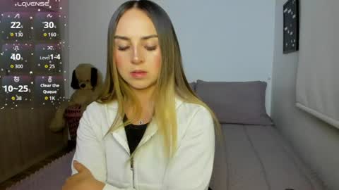 Snapshot of sophi_moreno chatting on 26, 6, 2026 Sofi online show from 26, 6, 2026