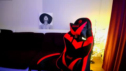 sophia__olsen online show from 24, 1, 2025