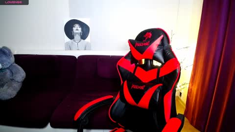 sophia__olsen online show from 30, 1, 2025