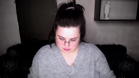 sophia__olsen online show from 8, 10, 2025