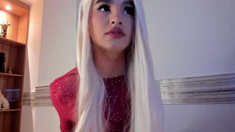 Sophia online show from 8, 4, 2026