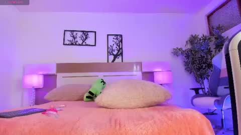 sophia_duarte_ online show from 6, 7, 2026
