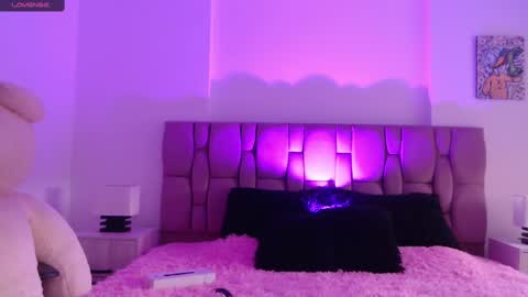 Snapshot of sophia_karsonn chatting on 12, 1, 2025 Sophia Carson online show from 12, 1, 2025