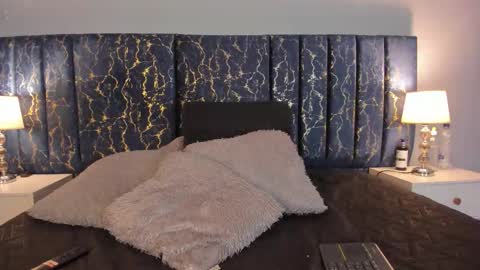 Sofia  online show from 17, 10, 2025