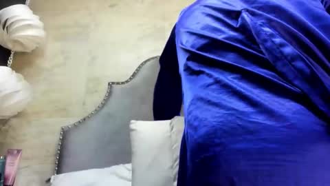 Sophia  online show from 25, 2, 2026