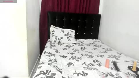 sophia_moons_ online show from 11, 3, 2026