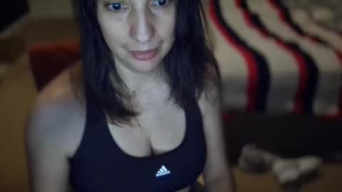 sophiadover online show from 21, 4, 2026