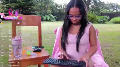 Snapshot of sophiaguzman_ chatting on 2, 3, 2026 sophiaguzman_ online show from 2, 3, 2026