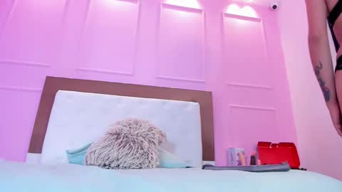 S O P H I A  online show from 22, 11, 2025