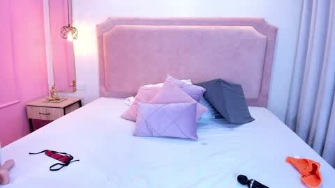 Snapshot of sophiawhite__ chatting on 3, 1, 2025 SOPHIA online show from 3, 1, 2025