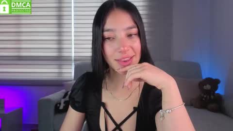 Sophie  online show from 19, 11, 2025