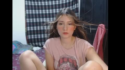 Snapshot of sophie_cutexx chatting on 21, 1, 2025 sophie online show from 21, 1, 2025