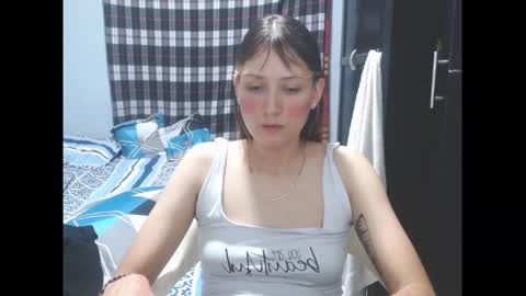 Snapshot of sophie_cutexx chatting on 3, 11, 2025 sophie online show from 3, 11, 2025