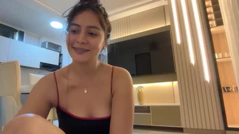 Sophie online show from 19, 4, 2026