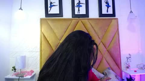 Sophie Gallis online show from 28, 2, 2026