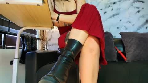 Snapshot of sophie_littles chatting on 7, 2, 2026 Sophie online show from 7, 2, 2026