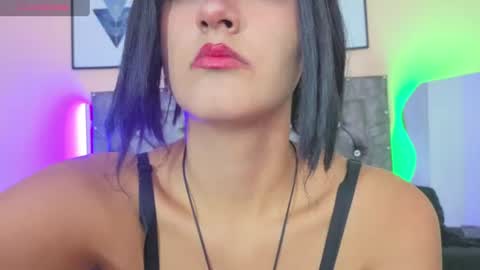 sophie_mcgreen online show from 15, 7, 2026