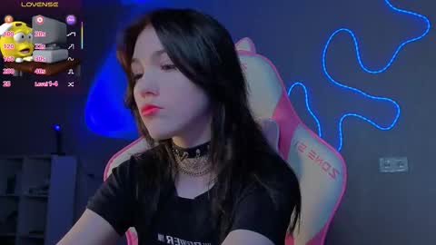 sophie_nomenal_ online show from 14, 12, 2025