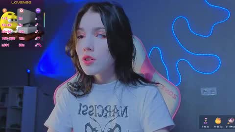 sophie_nomenal_ online show from 21, 12, 2025