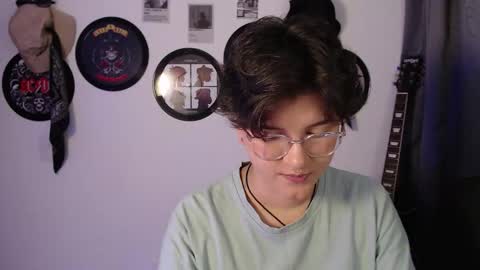 sophie_ross1 online show from 16, 12, 2025