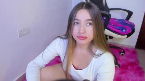 sophie_spencer1 online show from 19, 12, 2025