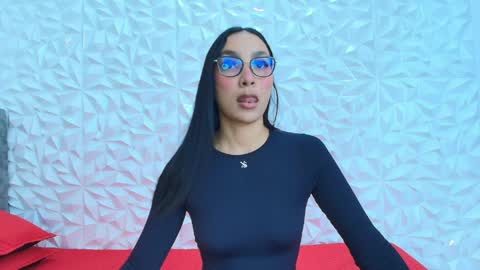 sophie_willow online show from 25, 3, 2026