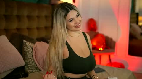 Sophie online show from 23, 9, 2025