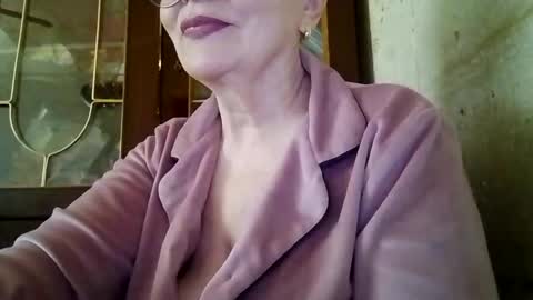 SophieBurnsX online show from 23, 5, 2026