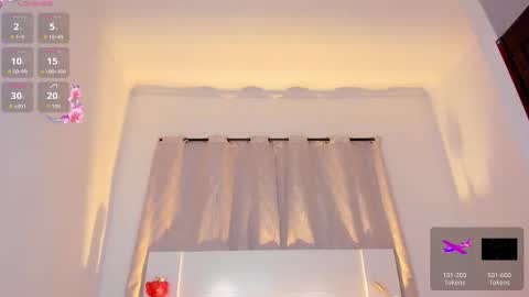 Snapshot of sophiecanbrook1 chatting on 7, 1, 2026 sophiecanbrook1 online show from 7, 1, 2026