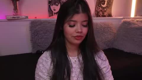 Sophiee  online show from 16, 7, 2026
