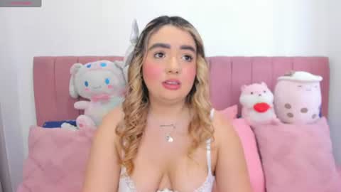 Snapshot of sophiee_rosee chatting on 21, 7, 2026 sophiee rosee online show from 21, 7, 2026