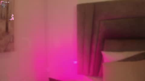 Snapshot of sophiee_smith chatting on 2, 7, 2026 Sophie online show from 2, 7, 2026