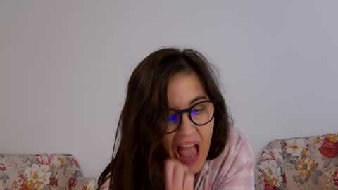 Snapshot of sophieerain chatting on 10, 10, 2025 Sophie Rain online show from 10, 10, 2025
