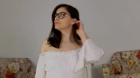 Snapshot of sophieerain chatting on 16, 10, 2025 Sophie Rain online show from 16, 10, 2025