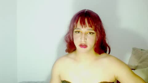 sophiehillsxo online show from 5, 1, 2025