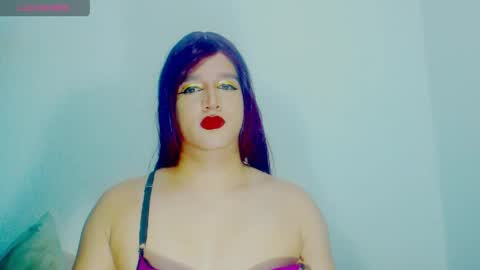 sophiehillsxo online show from 7, 5, 2026