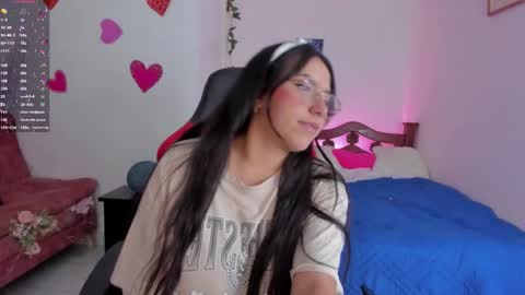 Sophie LAmour online show from 28, 9, 2025